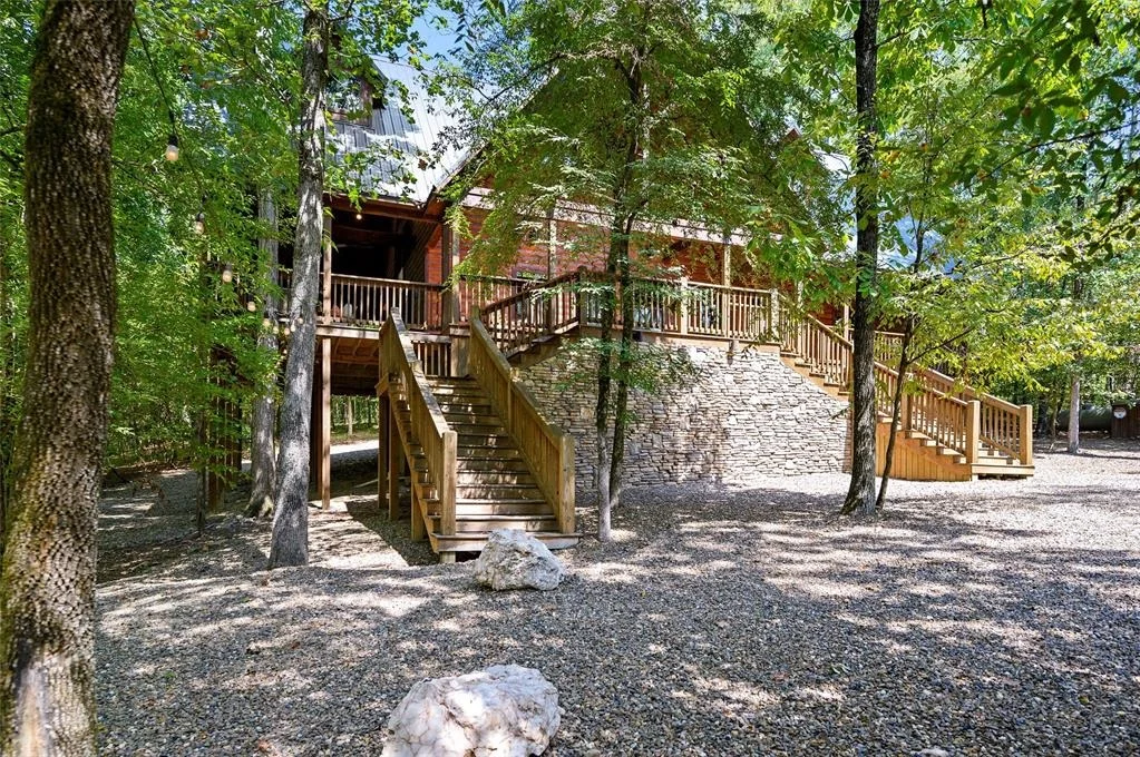 Photo of 83 Davis Trail