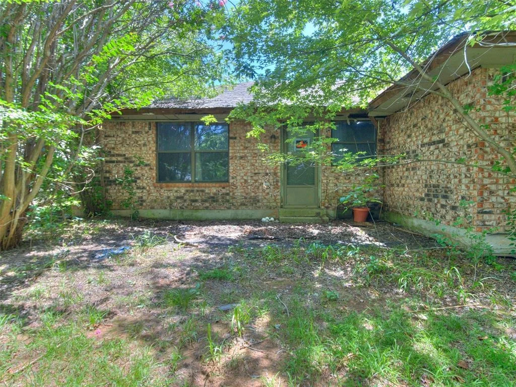 Photo of 20579 Brush Creek Boulevard