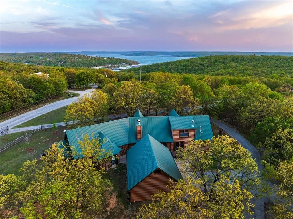 Photo of 15700 Holt Road