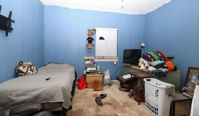 Photo of 27059 Whispering Oaks Drive