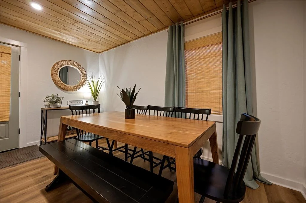 Photo of 655 Chinook Road