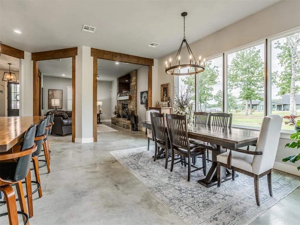 Photo of 135 Dixie Cove