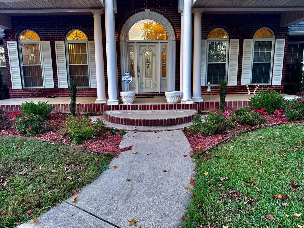 Photo of 302 W Airport Road