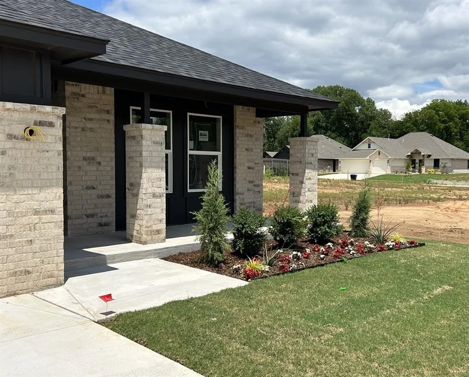 Photo of 1203 Honeysuckle Hollow Drive
