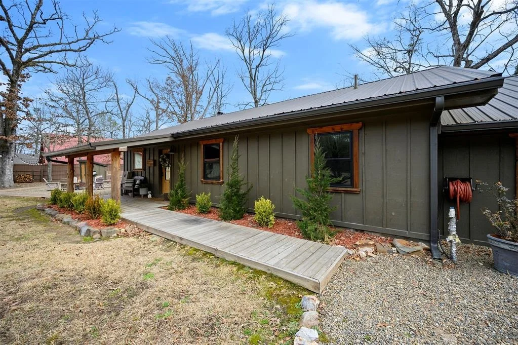 Photo of 732 Red Fox Road
