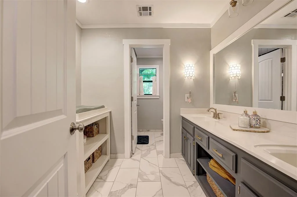 Photo of 3725 Coachlight Drive