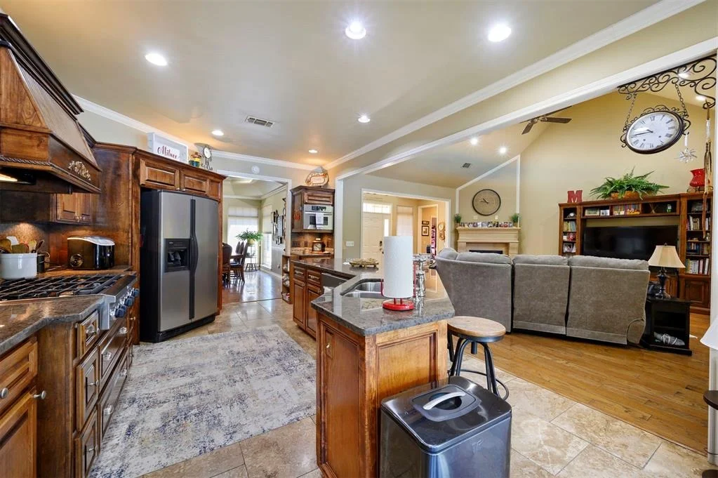 Photo of 803 Oak Brook Drive