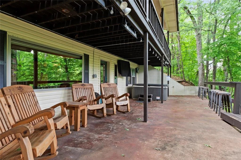 Photo of 868 Red Fox Road
