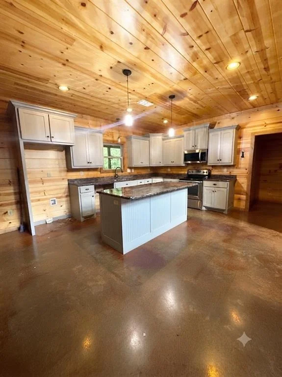 Photo of 256 Green Briar Trail