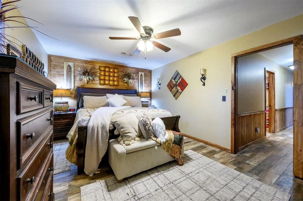 Photo of 2352 Pollard Road