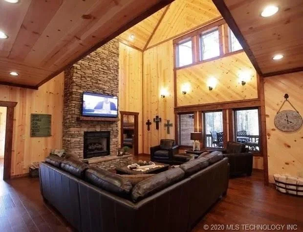 Photo of 77 Green Briar Trail