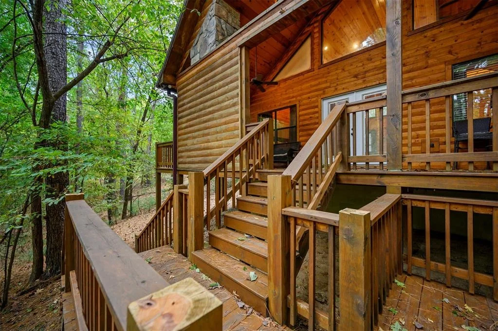 Photo of 625 Deer Creek Trail