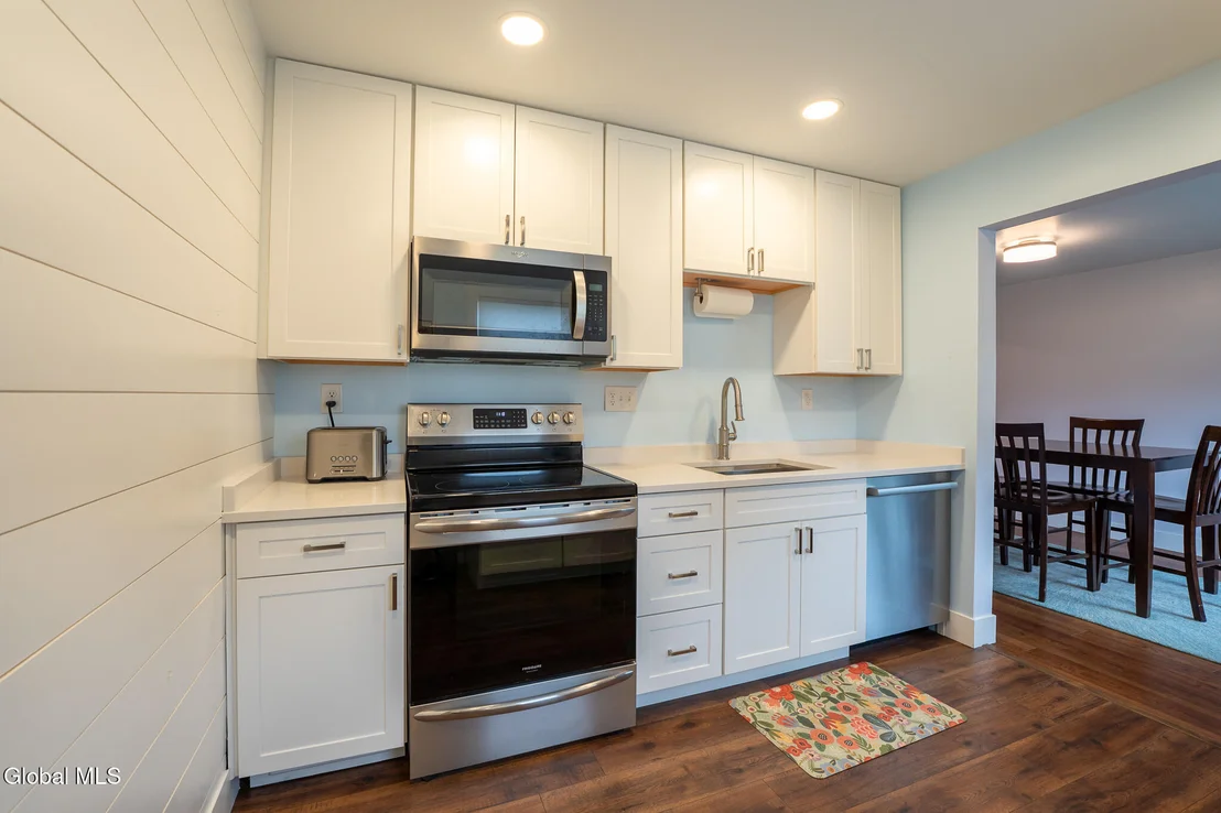 Photo of 1026 Wayne Road