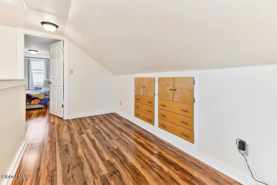 Photo of 2522 Van Dyke Avenue