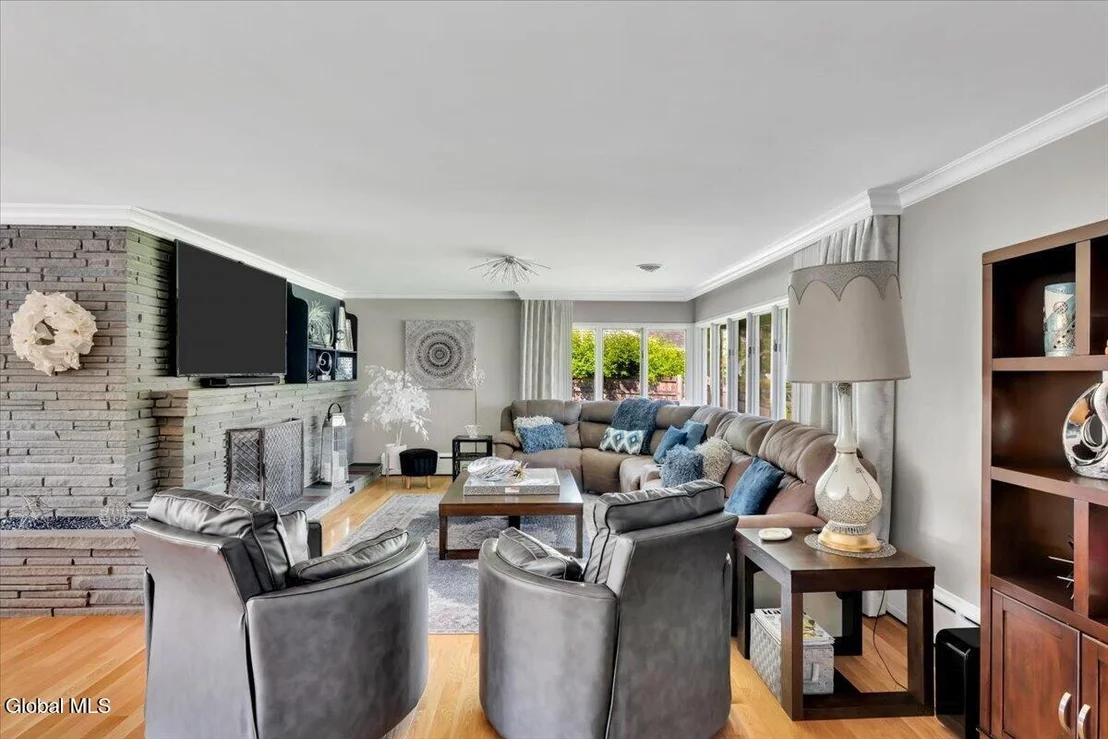 Photo of 75 Fort Amherst Road