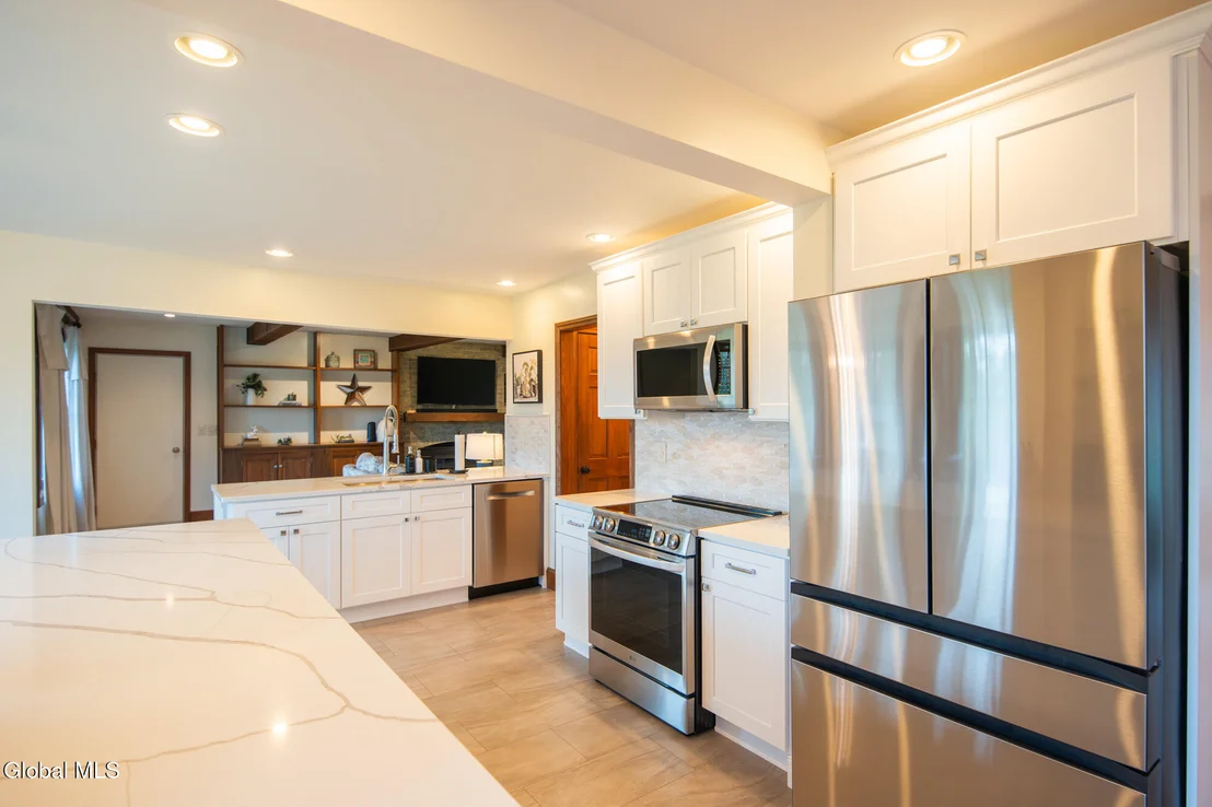 Photo of 15 Cobblestone Drive