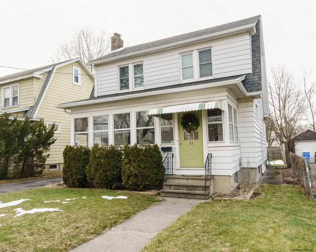 Photo of 32 MARWILL Street
