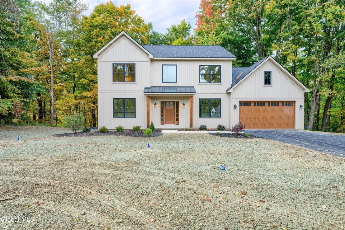 Photo of 1737 Crescent Road
