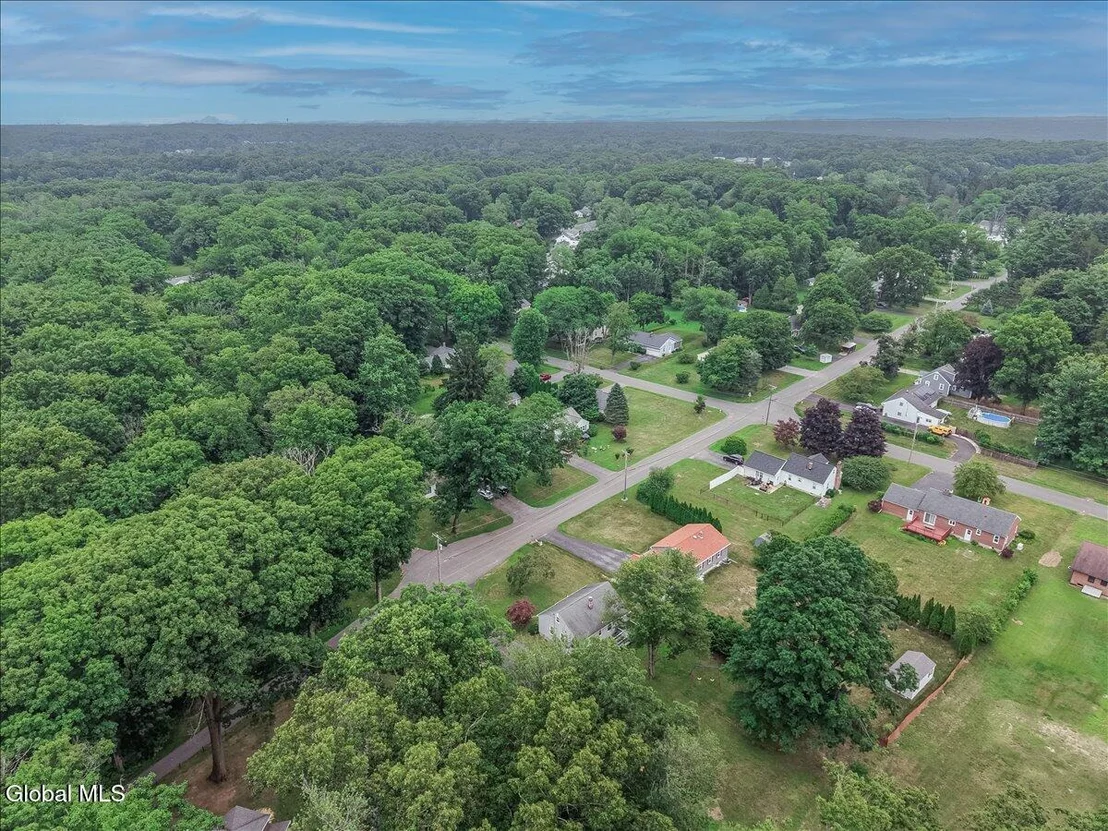 Photo of 203 Heckeler Drive