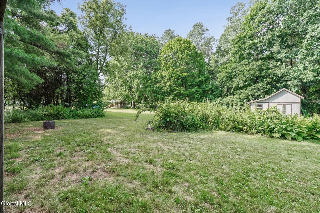 Photo of 1079 Winne Road