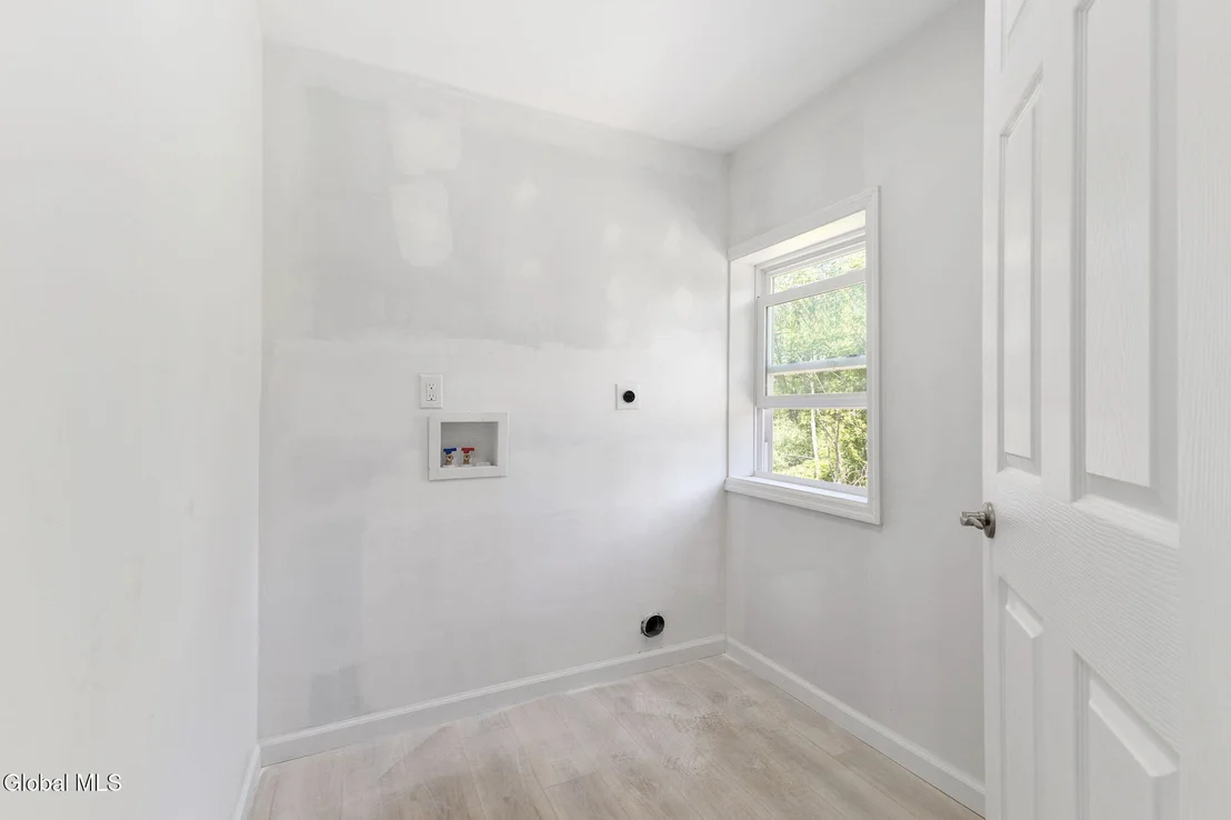 Photo of 5 White Road