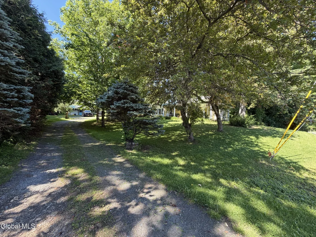 Photo of 2056 Creek Road