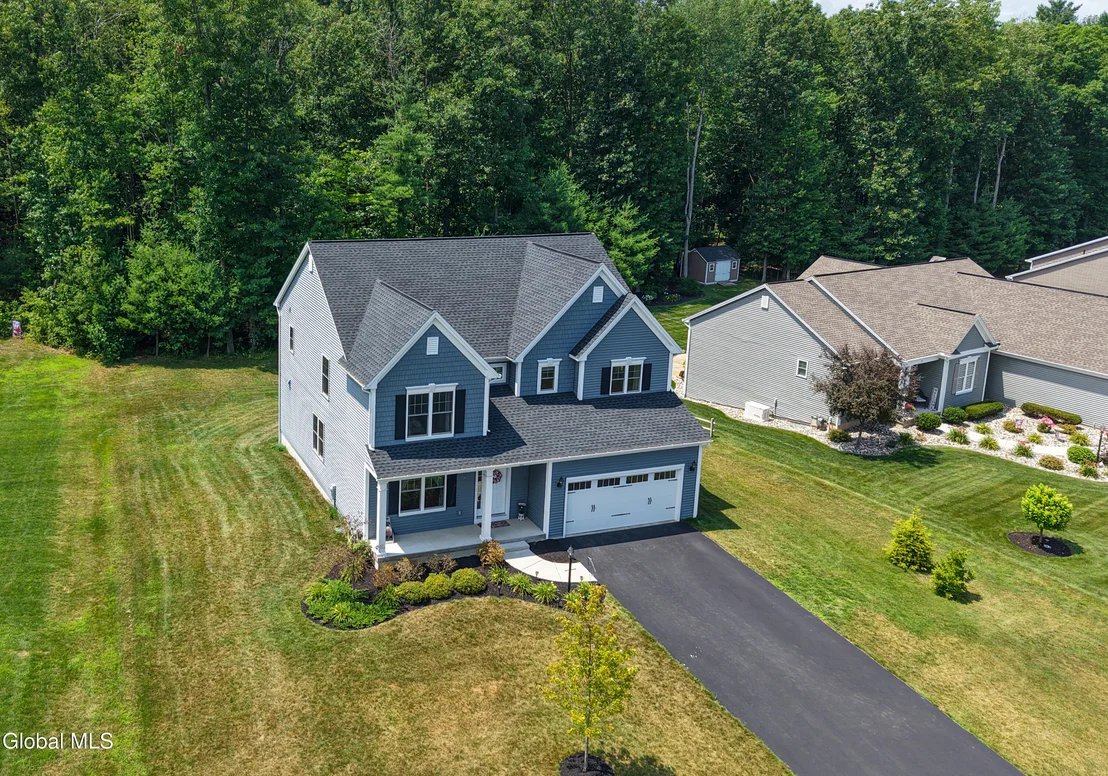 Photo of 30 Greenbrier Way