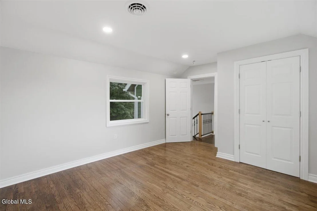 Photo of 335 Maple Road