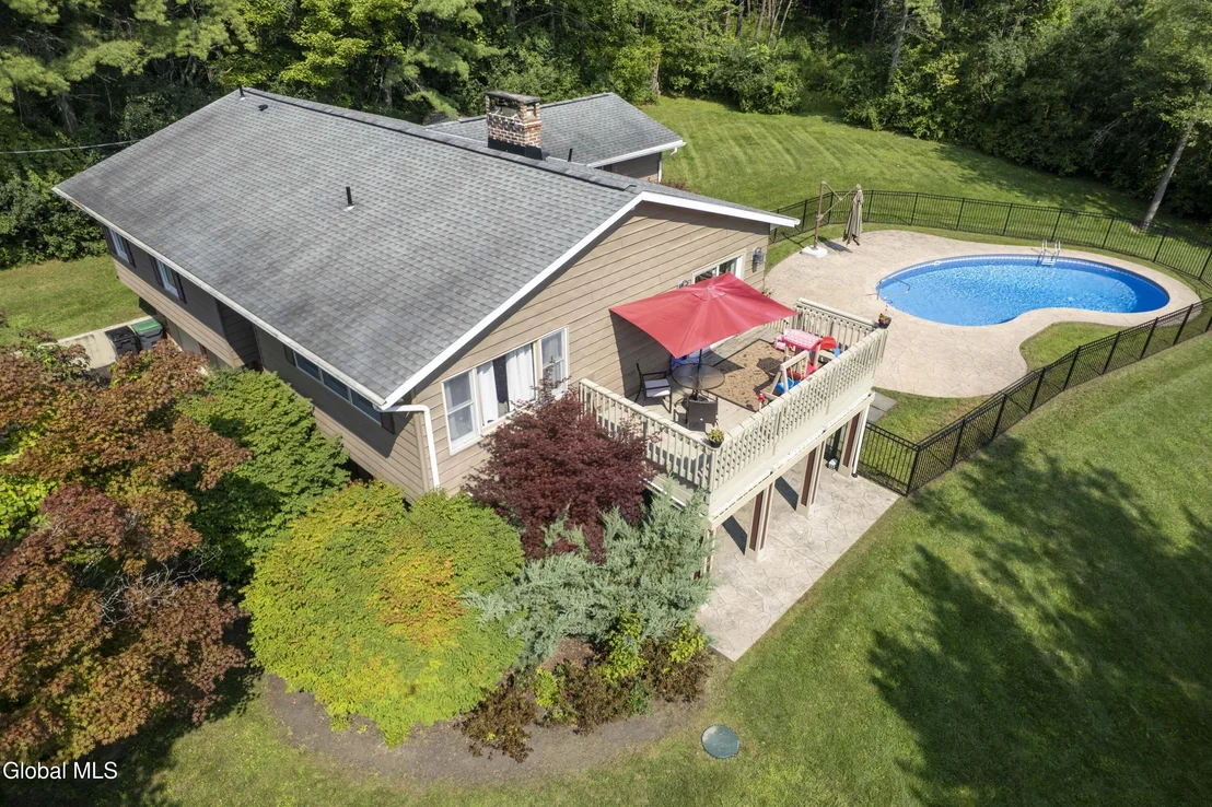 Photo of 342 Closson Road