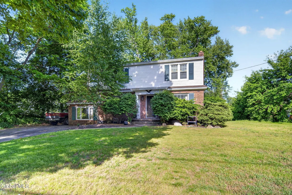 Photo of 2232 Balltown Road