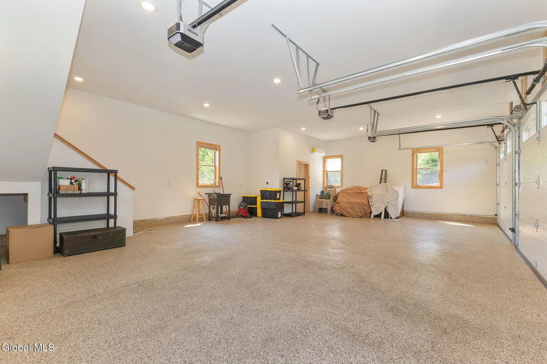 Photo of 5260 Hudson Road