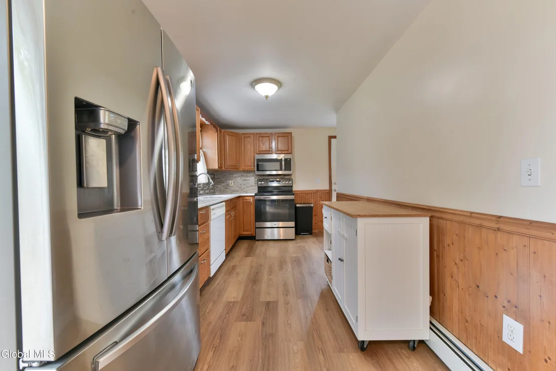 Photo of 455 Middle Road