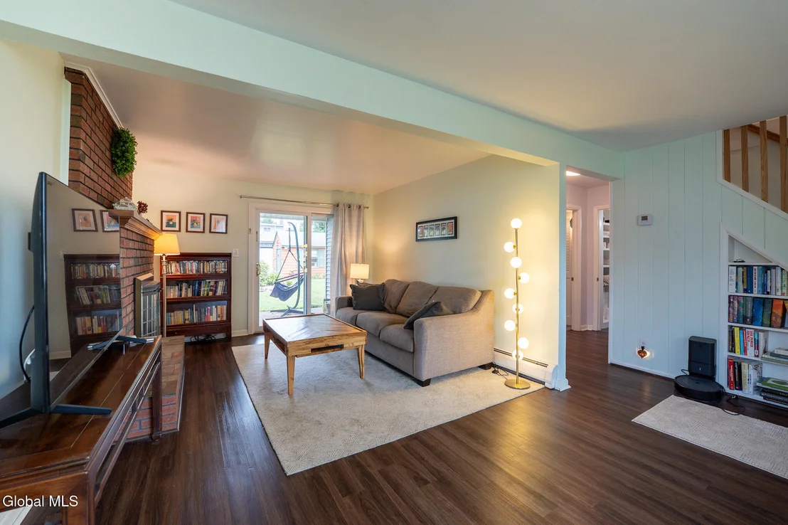 Photo of 1026 Wayne Road