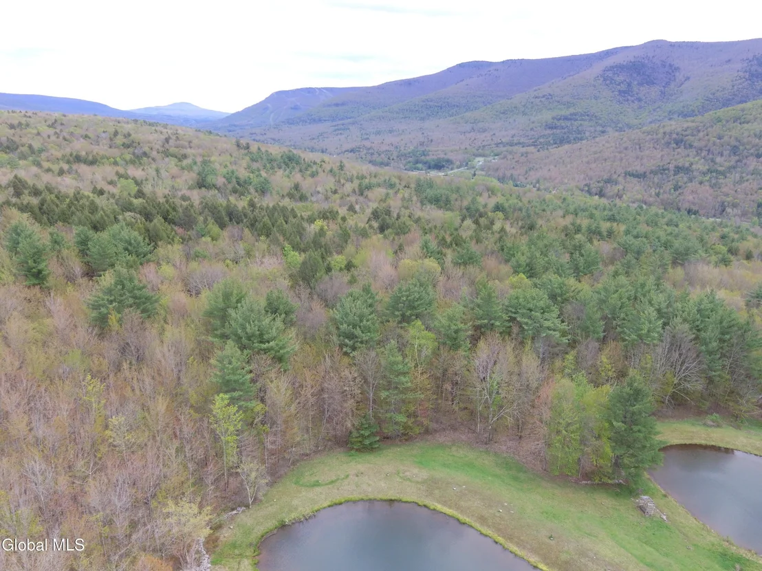 Photo of 184 Cloos Road
