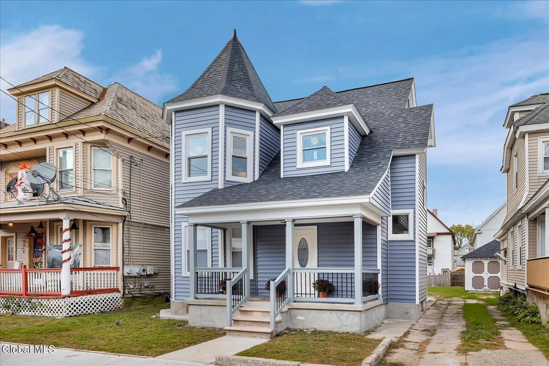 Photo of 27 Robinson Street