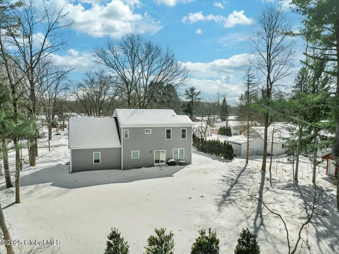 Photo of 9 Lynn Drive