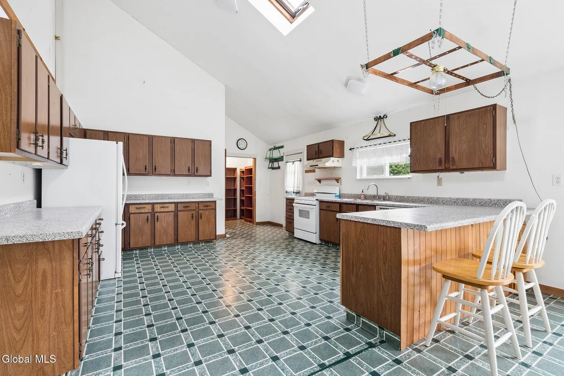 Photo of 355 Posson Hill Road