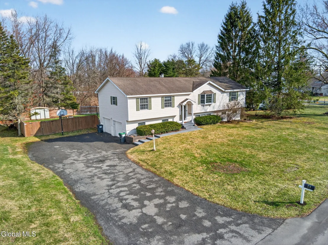 Photo of 766 Westmoreland Drive