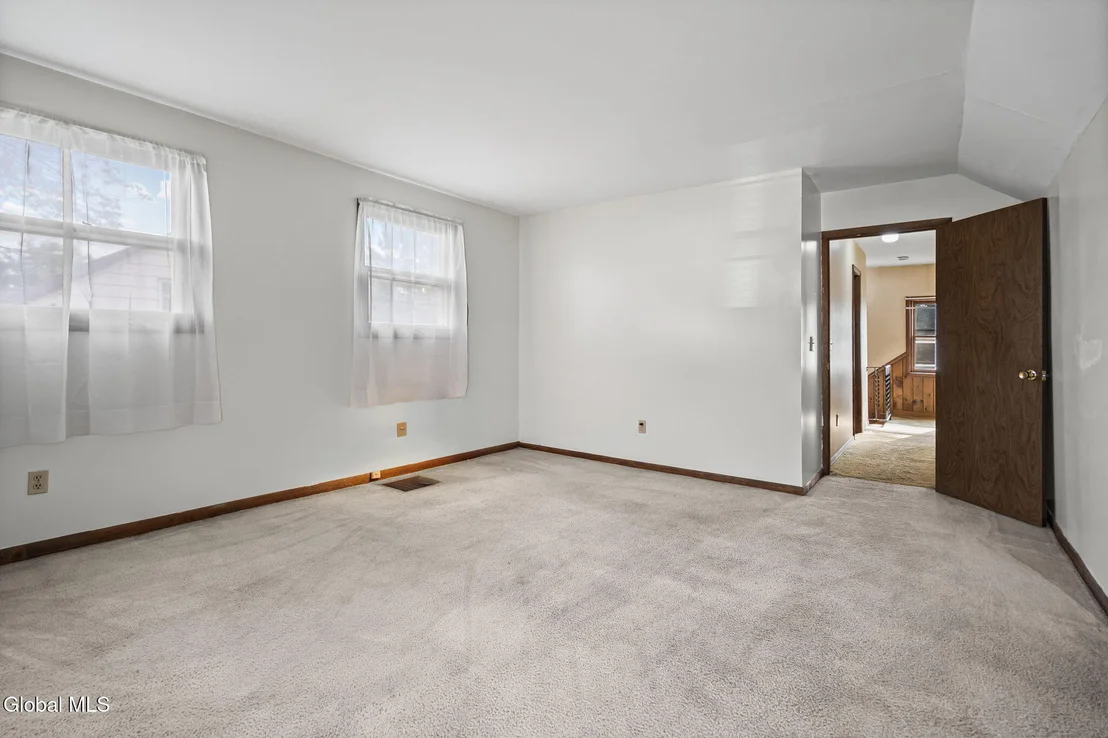 Photo of 1229 Paul Avenue