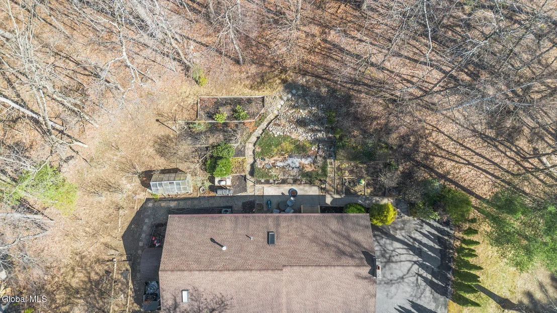 Photo of 19 Crown Point