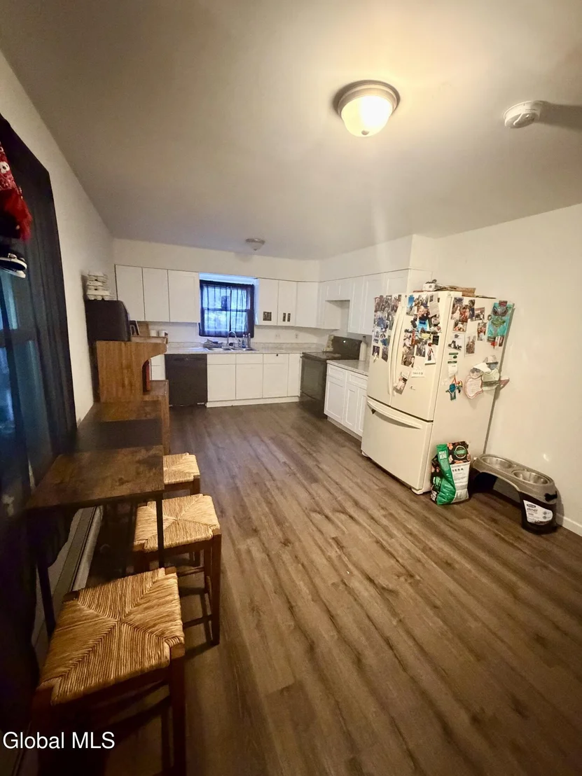Photo of 4 Circular Drive