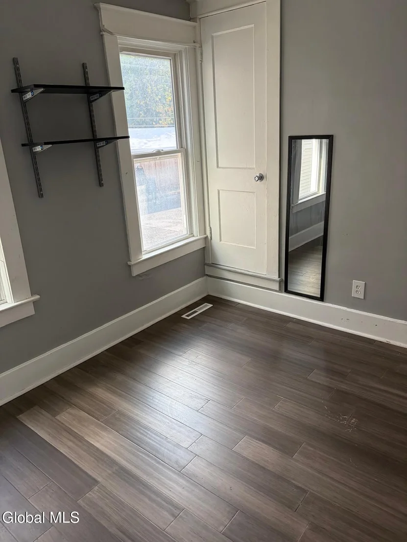 Photo of 272 Altamont Avenue