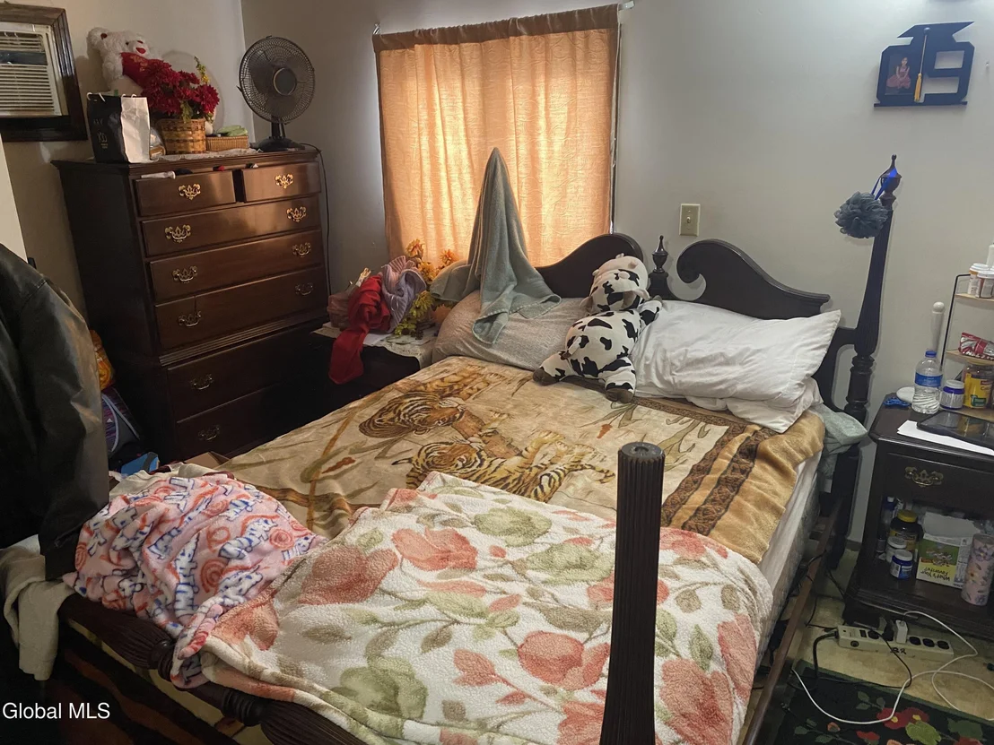 Photo of 817 Holland Road