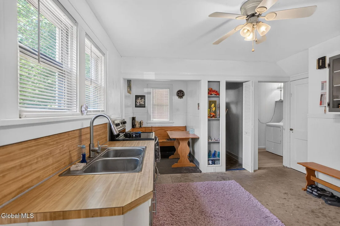 Photo of 207 Jay Street