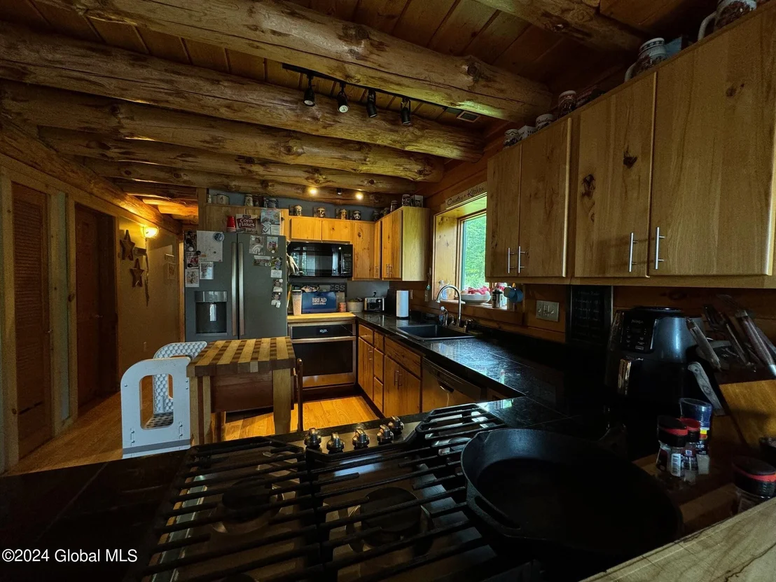 Photo of 75 Forest Way