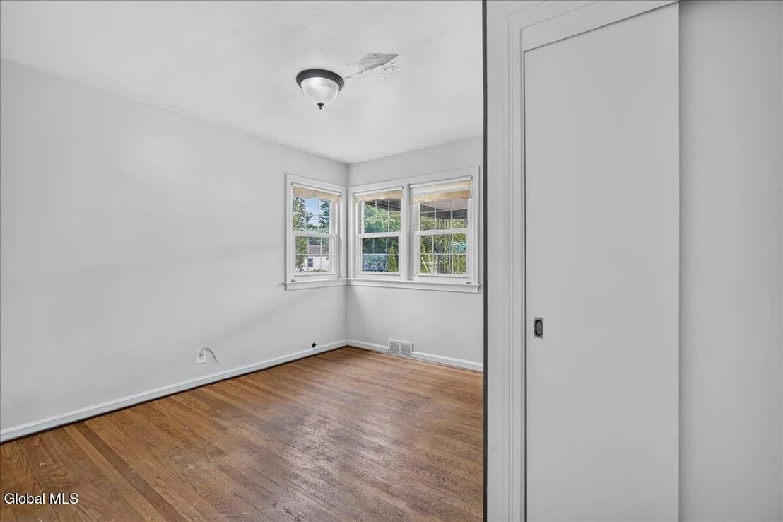 Photo of 429 Delaware Avenue