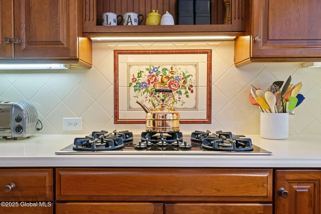 Photo of 428 Ridgehill Road