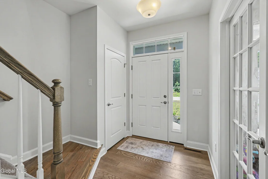 Photo of 30 Greenbrier Way