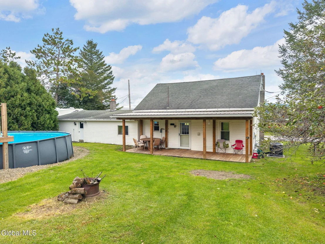 Photo of 223 Grovenors Corners Road