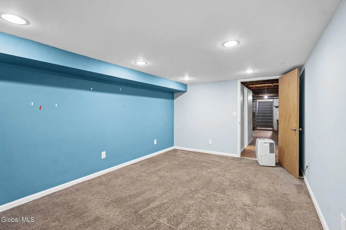 Photo of 3826 Carman Road